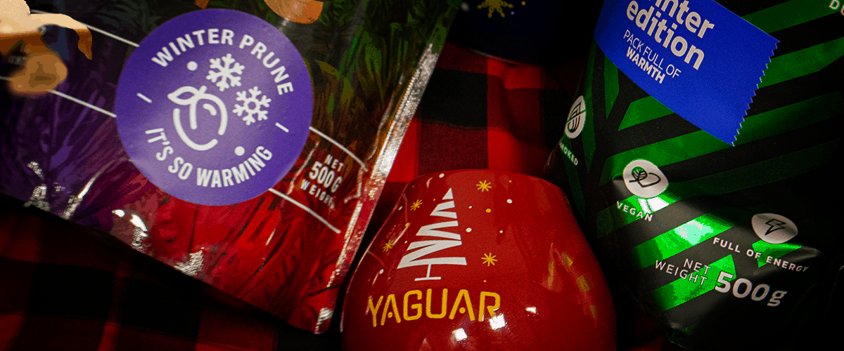 Christmas yerba mate tea is now available in special gift sets with a decorative box.